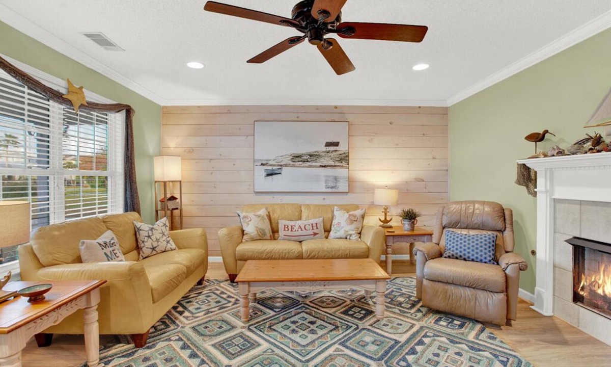 Tybee Island House | North Tybee Beach Home, Near the Beach, Restaurants, Shops and More! Heated Pool Access