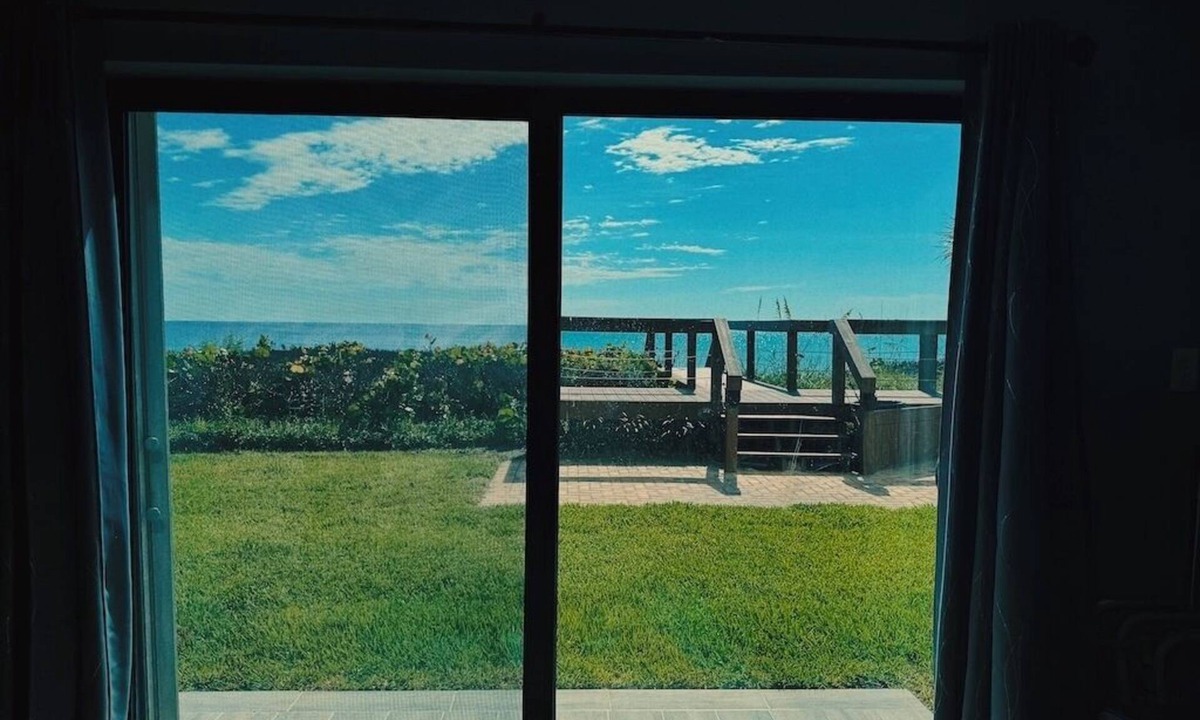 Ocean Park Condo | Oceanfront Indialantic Condo – Monthly Snowbird Retreat