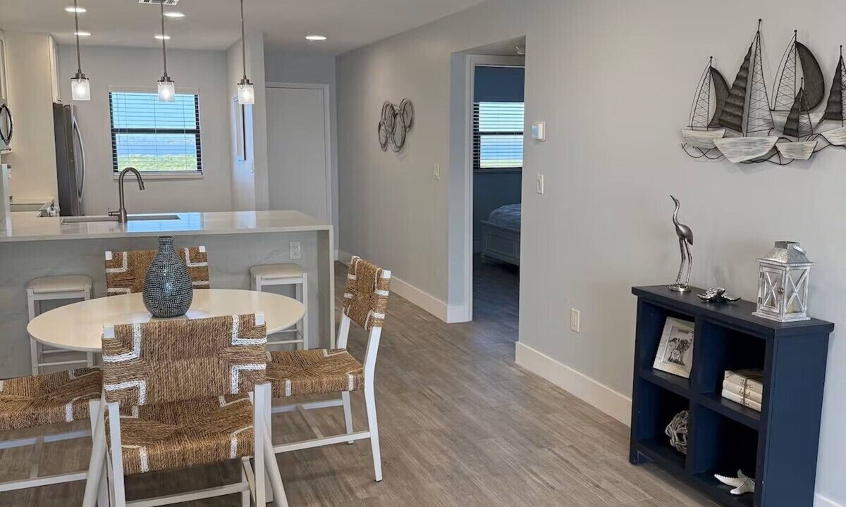 Hutchinson Island South Condo | Oceanfront Renovated 2BR, Heated Pools, Pickleball, secluded Hutchinson Island