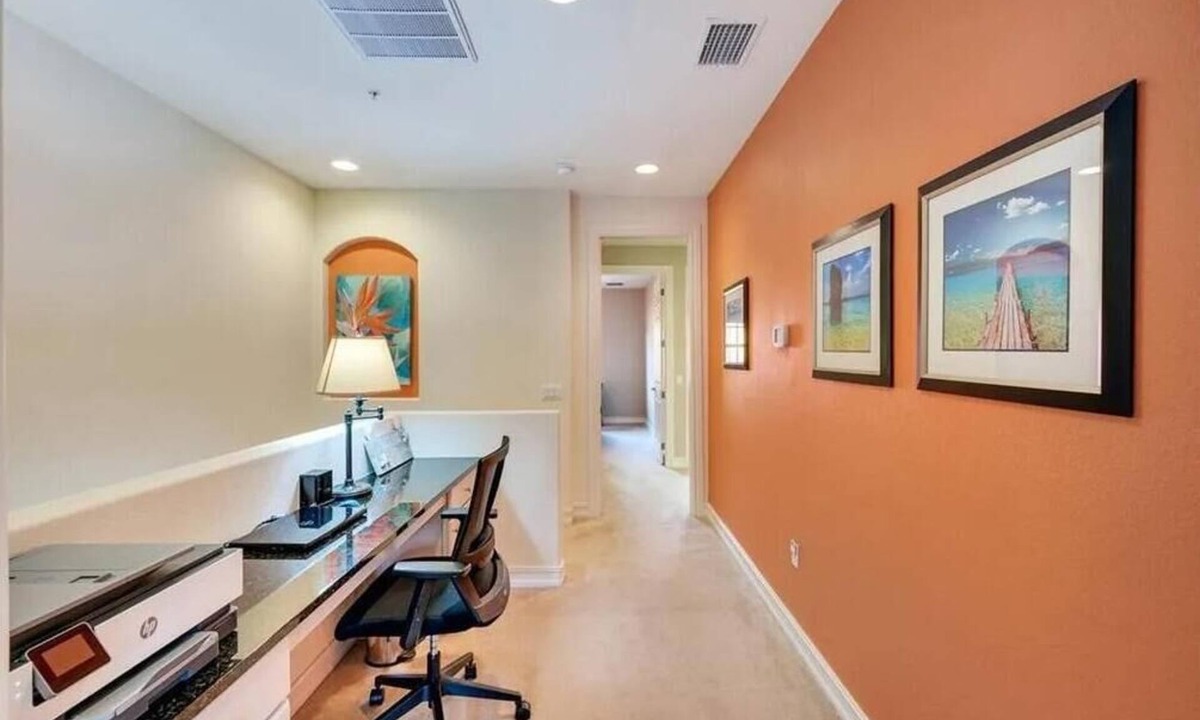 Ole House | Ole' Lely Resort-Lots of amenities!-close to Marco Island & 5th Ave!