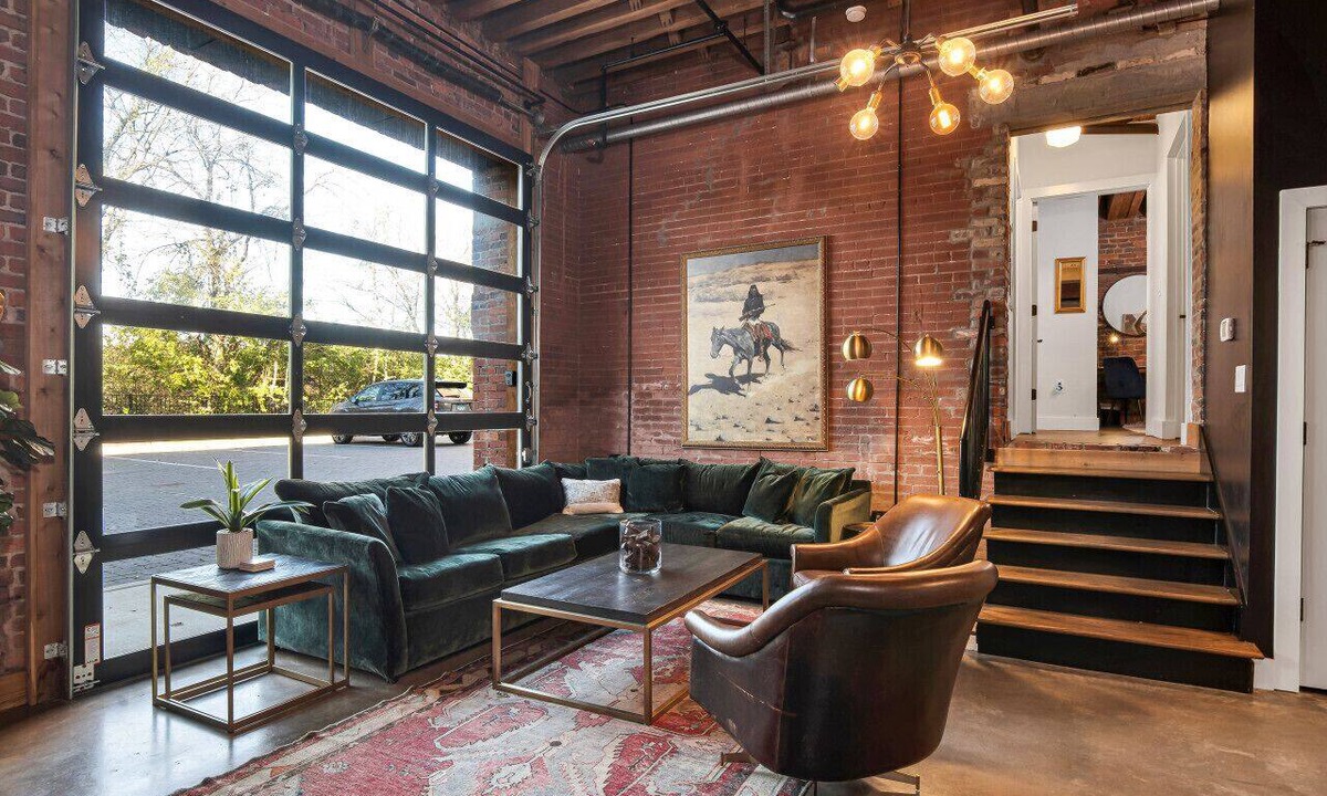 Nashville Condo | One-Of-A-Kind! Roll Up Garage Door, Pool, Speakeasy