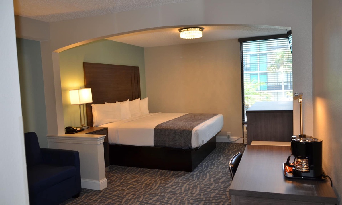 Altamonte Springs Hotel | Opal Hotel & Suites