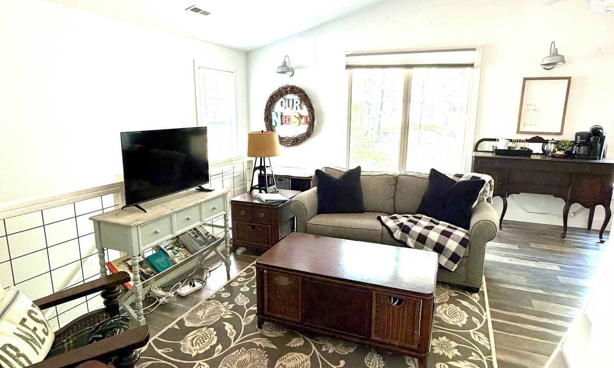 Westminster House | Our Nest, a well loved quiet retreat in Foxwood Hills Resort near Lake Hartwell.