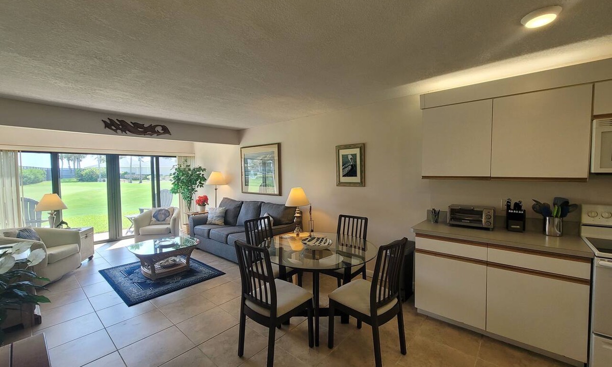 Fort Pierce Condo | OV 312 Pond/Golf Course View Condo-Paradise Vacation Rental in Ocean Village