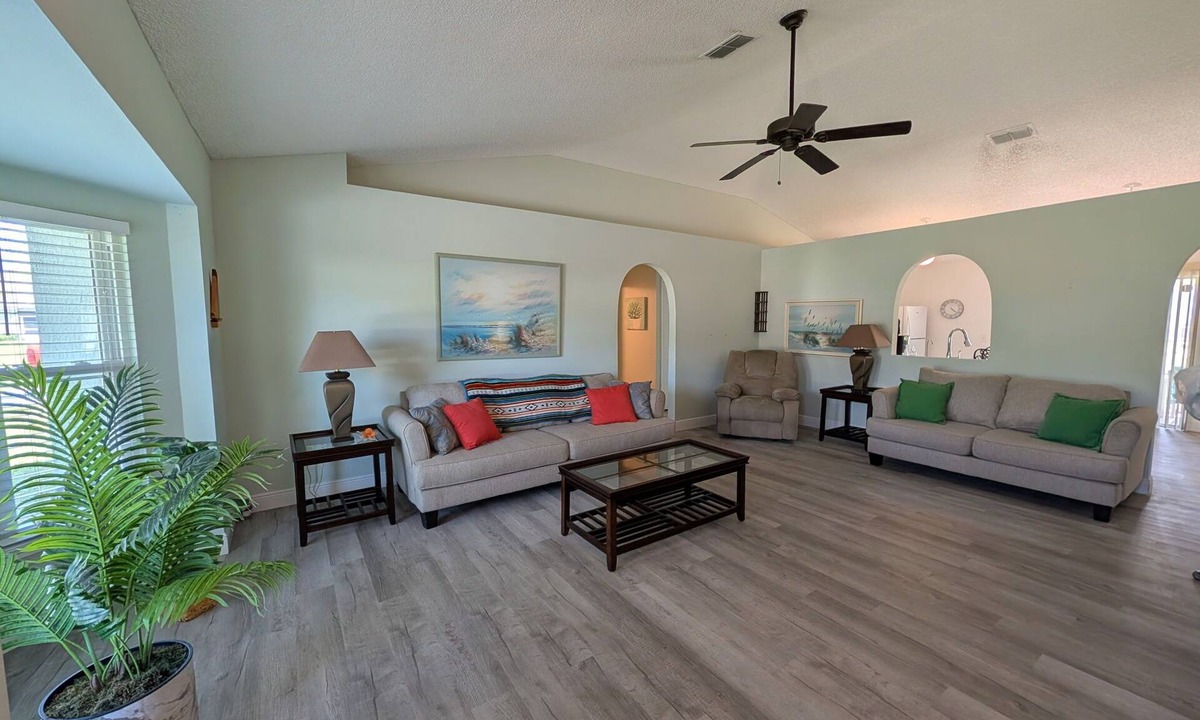 Palm Bay House | Palm Bay Retreat - Explore Nature, Parks & Beaches