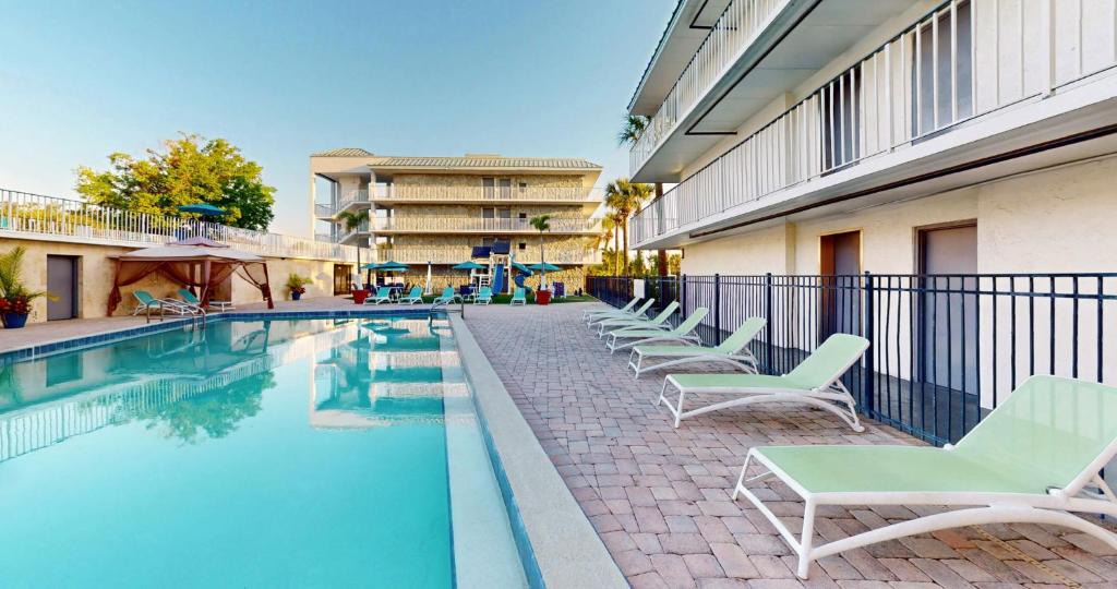 Historic Downtown Kissimmee Hotel | Park Royal Orlando