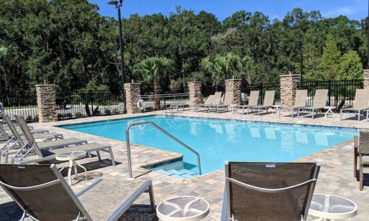 Wesley Chapel Hotel | Pet-Friendly Hotel in Wesley Chapel Near Tampa Outlets & Attractions