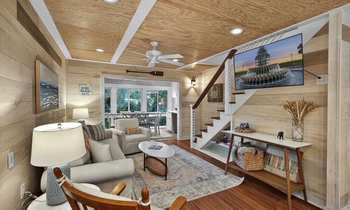 Ocean Ridge Villa | Pet Friendly, Tiki Bar, 3 pools, pickleball!