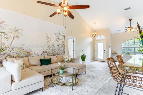 Valrico House | Pet-Friendly Valrico Vacation Home with Lanai!