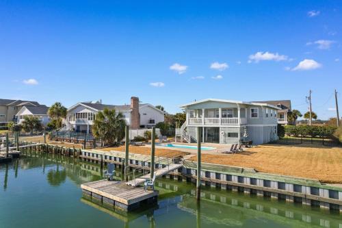 Inlet Harbour House | Pond House