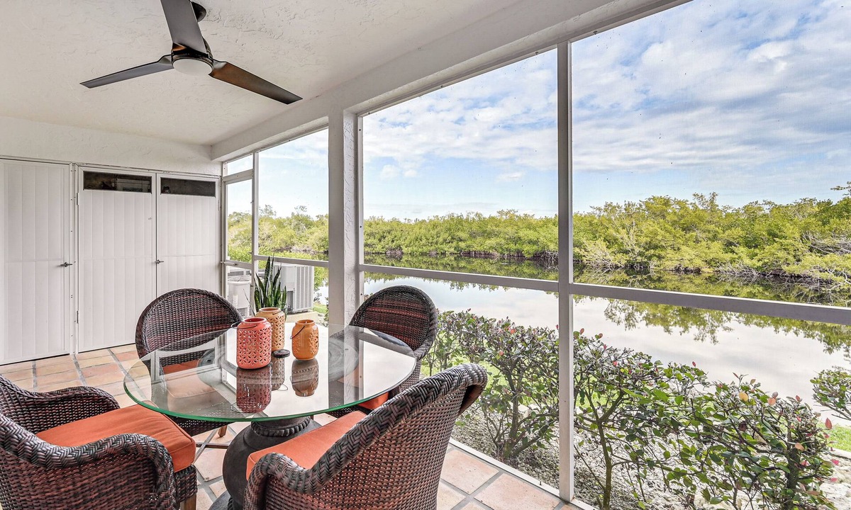 Hammock Bay Condo | Pool Access! Retreat 6 Mi to Marco Island Beach