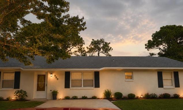 Placid Lakes House | Private 3BR Pool Home with BBQ outdoor-Pet Friendly