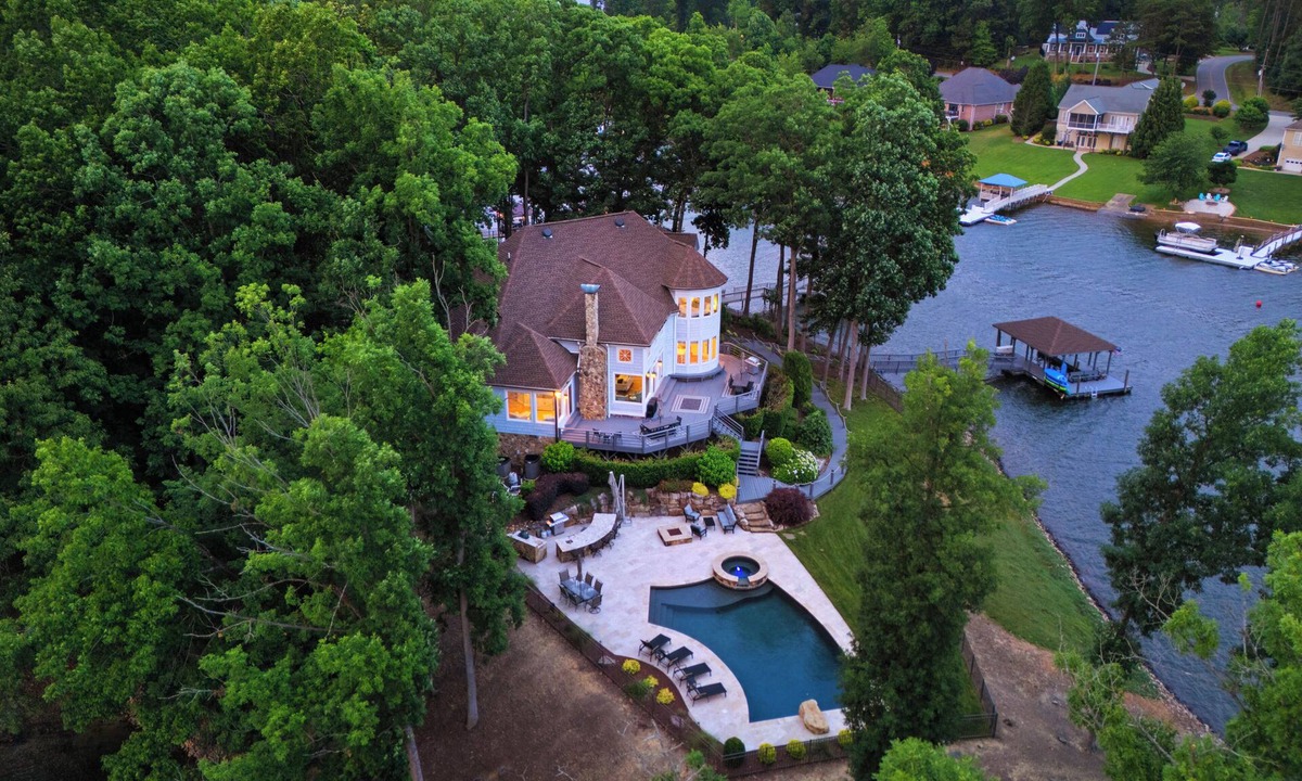 Lake Norman of Catawba House | Private Dock, Pool + HotTub, Game Room, Firepit | | Paradise Pointe by AvantStay