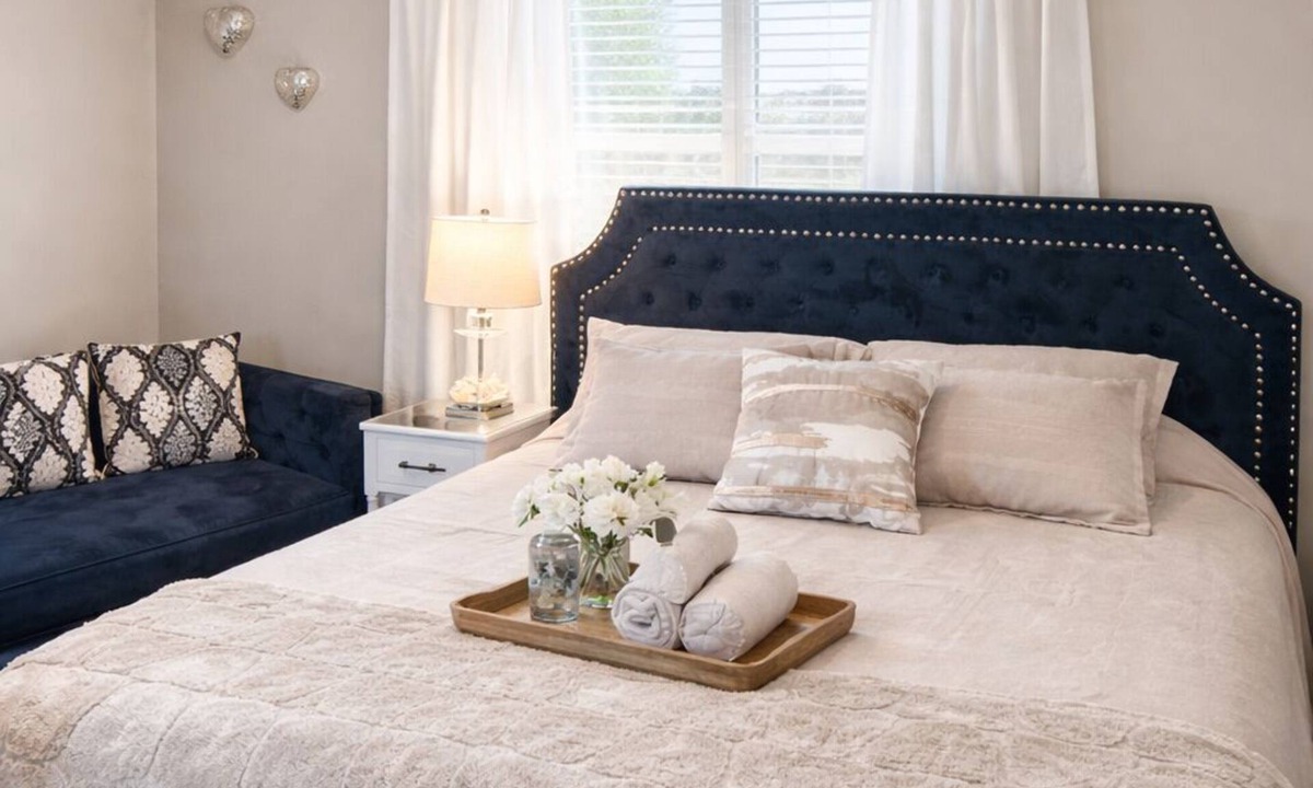 Bradenton Apartment | Private Suite w/Lounge & Private Patio