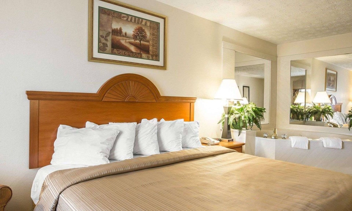 Dahlonega Hotel | Quality Inn Dahlonega Near University