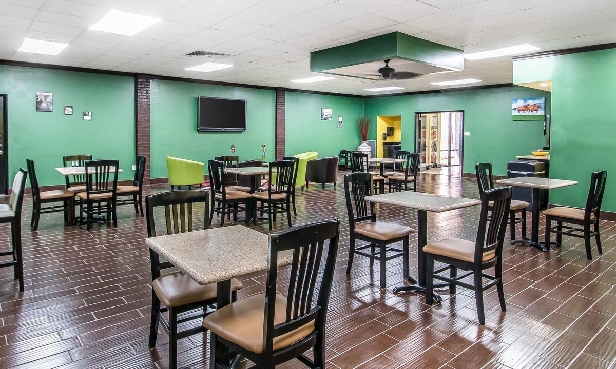Flemington Hotel | Quality Inn Hinesville - Fort Stewart Area