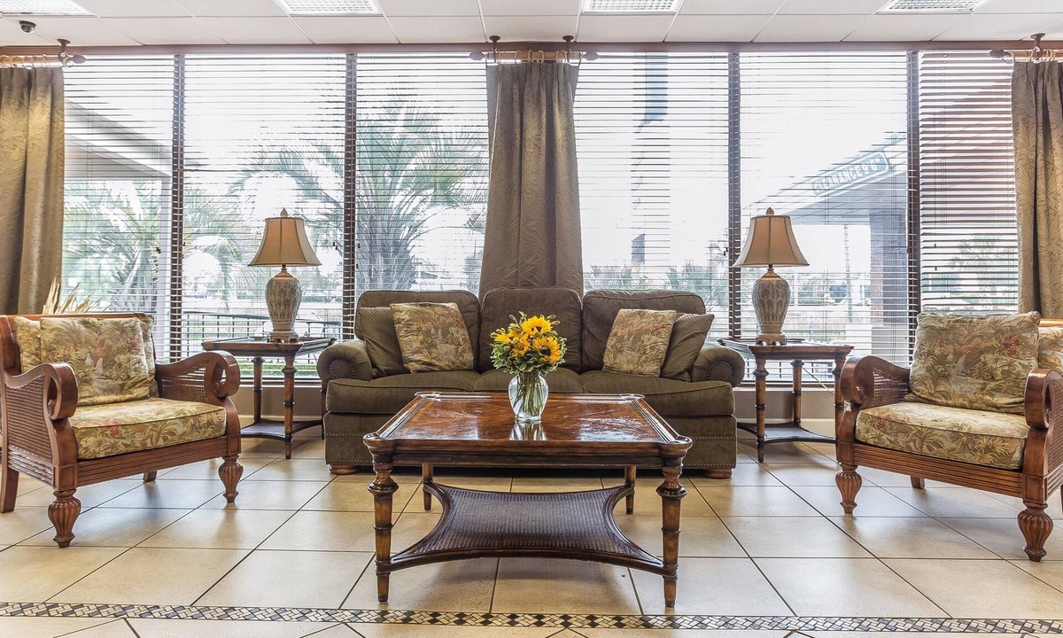 Georgetown Hotel | Quality Inn & Suites Georgetown