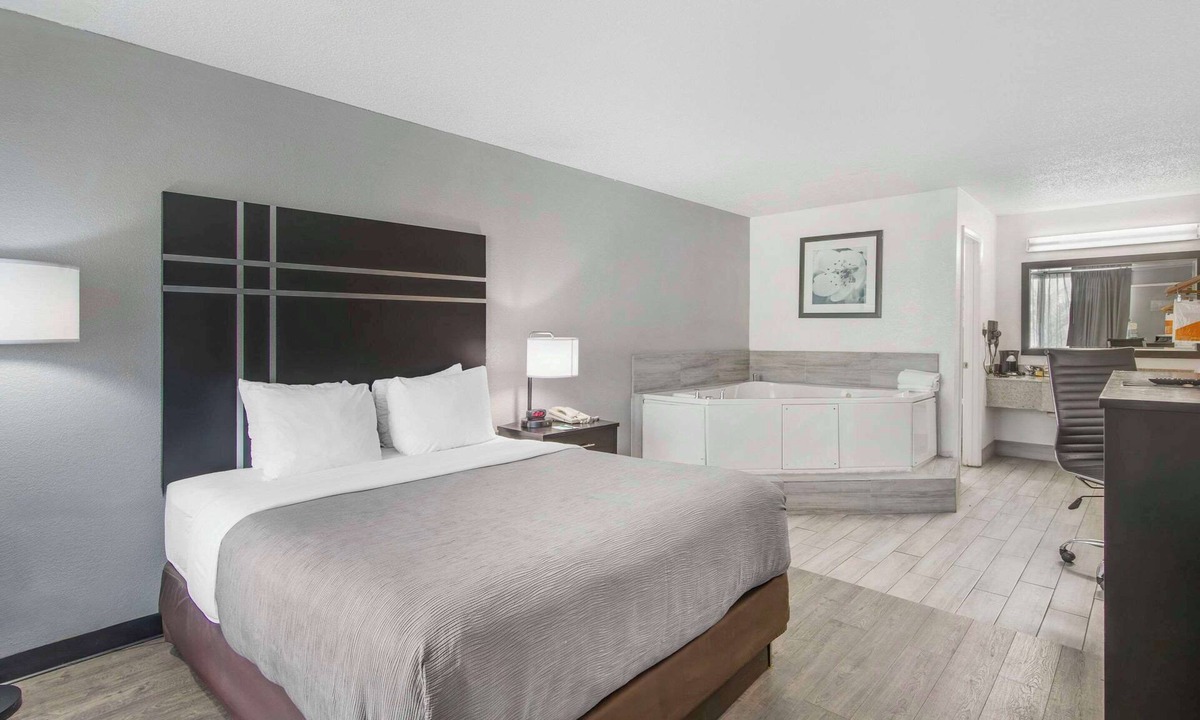 Hardeeville Hotel | Quality Inn & Suites Hardeeville - Savannah North