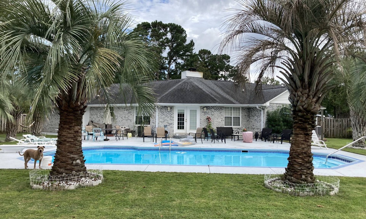 Socastee House | Quiet Home Close to Beach w/Private Pool
