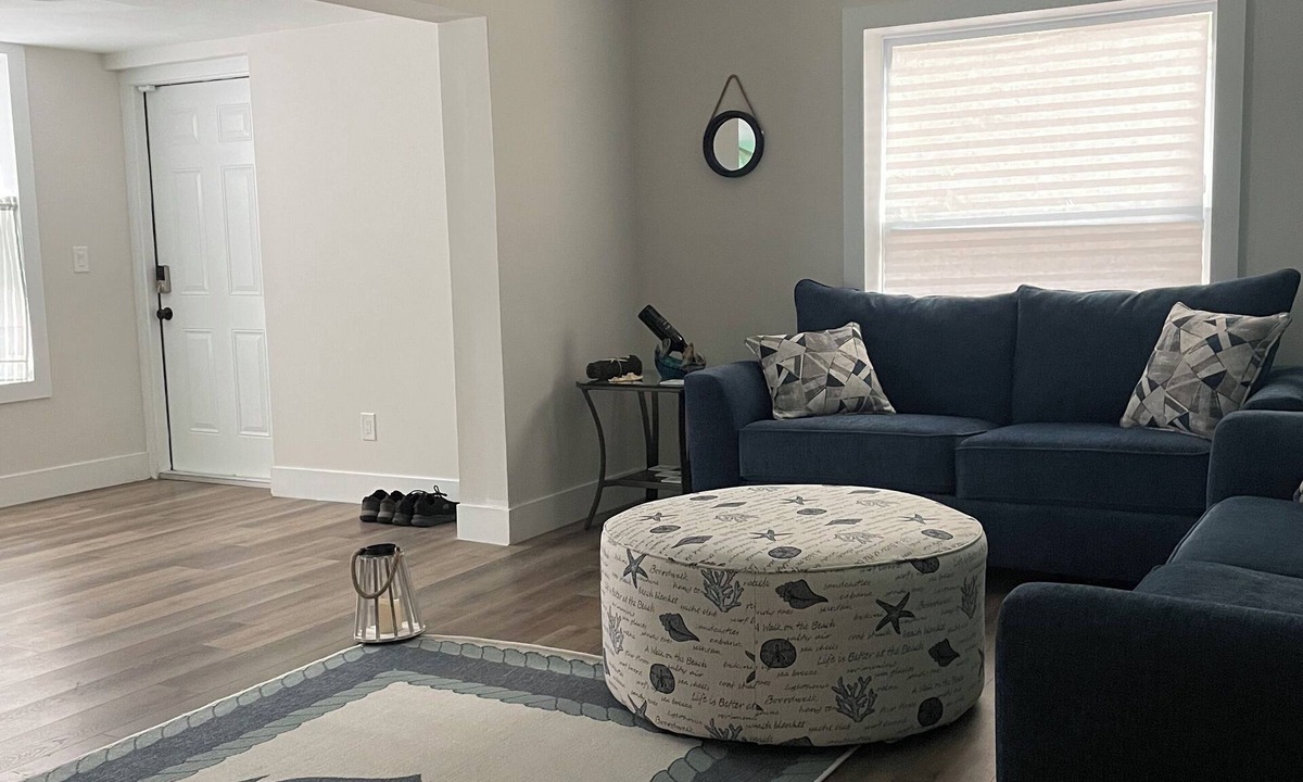 Vero Beach South House | Quiet Peaceful Private house. Tranquil setting 10 minutes to the beach