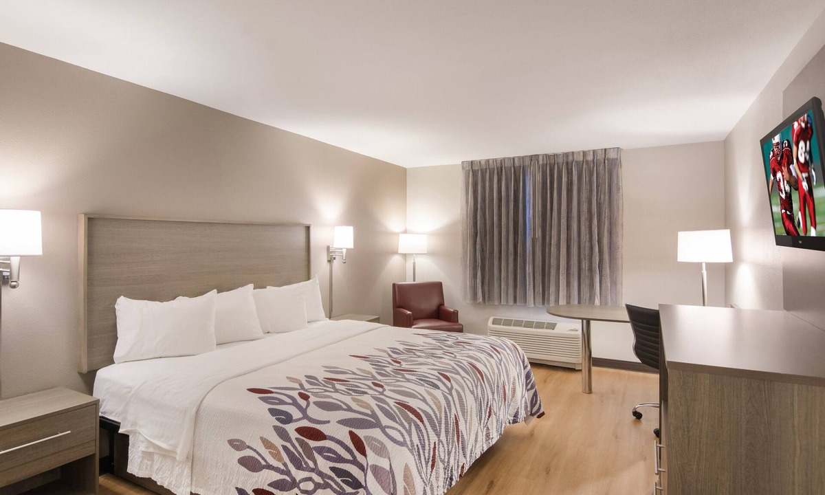 Bermuda Hotel | Red Roof Inn Chester