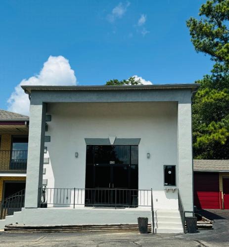 Rockingham Hotel | RELAX INN