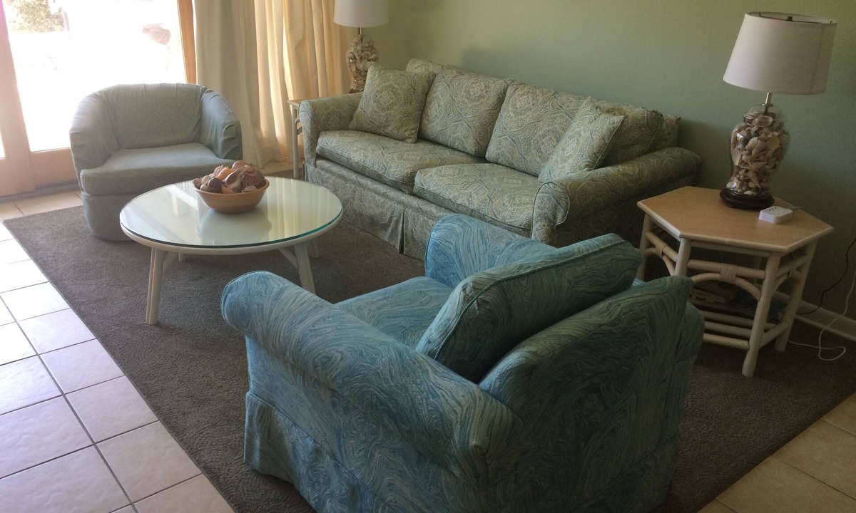 Saint Helena Island Villa | Relax & Regroup at the Beach- Let's think about Fall. Check us out!
