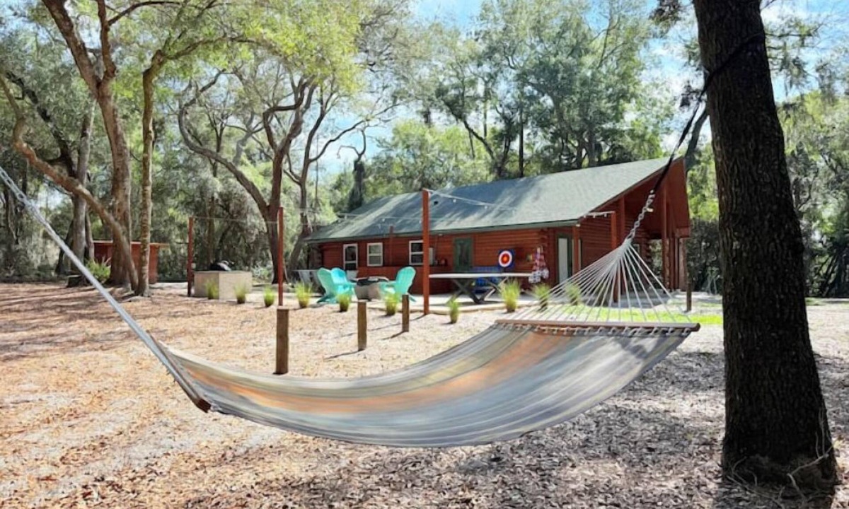 Geneva Cabin | Relaxing Summer Retreat! Near Disney & Beaches 3Bed+2Bath