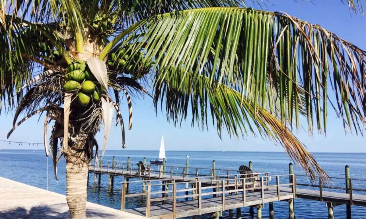 Coquina Key Condo | Resort style Luxury condo on the waterfront with private patio overlooking bay.