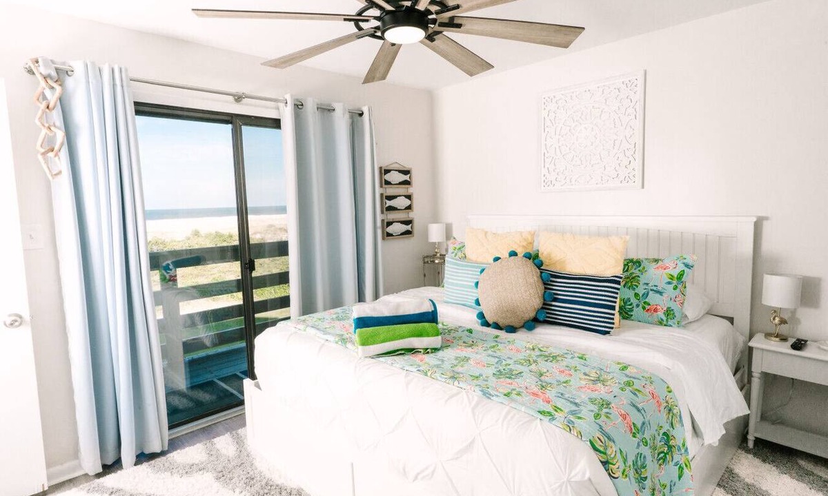 Tybee Island Apartment | Resort views - Huge Balcony - Steps to the beach!