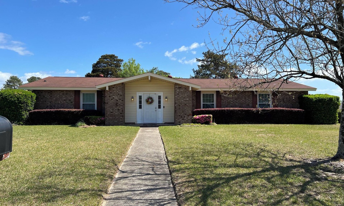 Martinez House | Restful ranch, 4.6 miles from The Masters. 3-bedroom house, 2 full baths