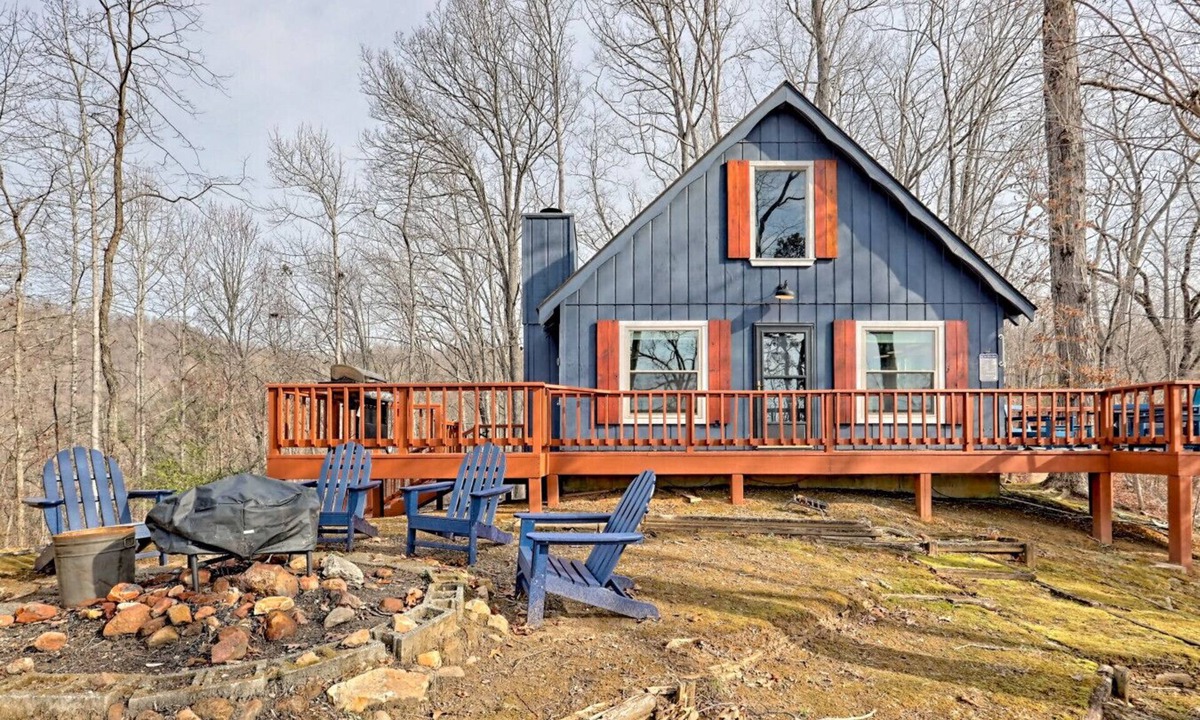 Franklin Apartment | Rynns Retreat Mountain Views