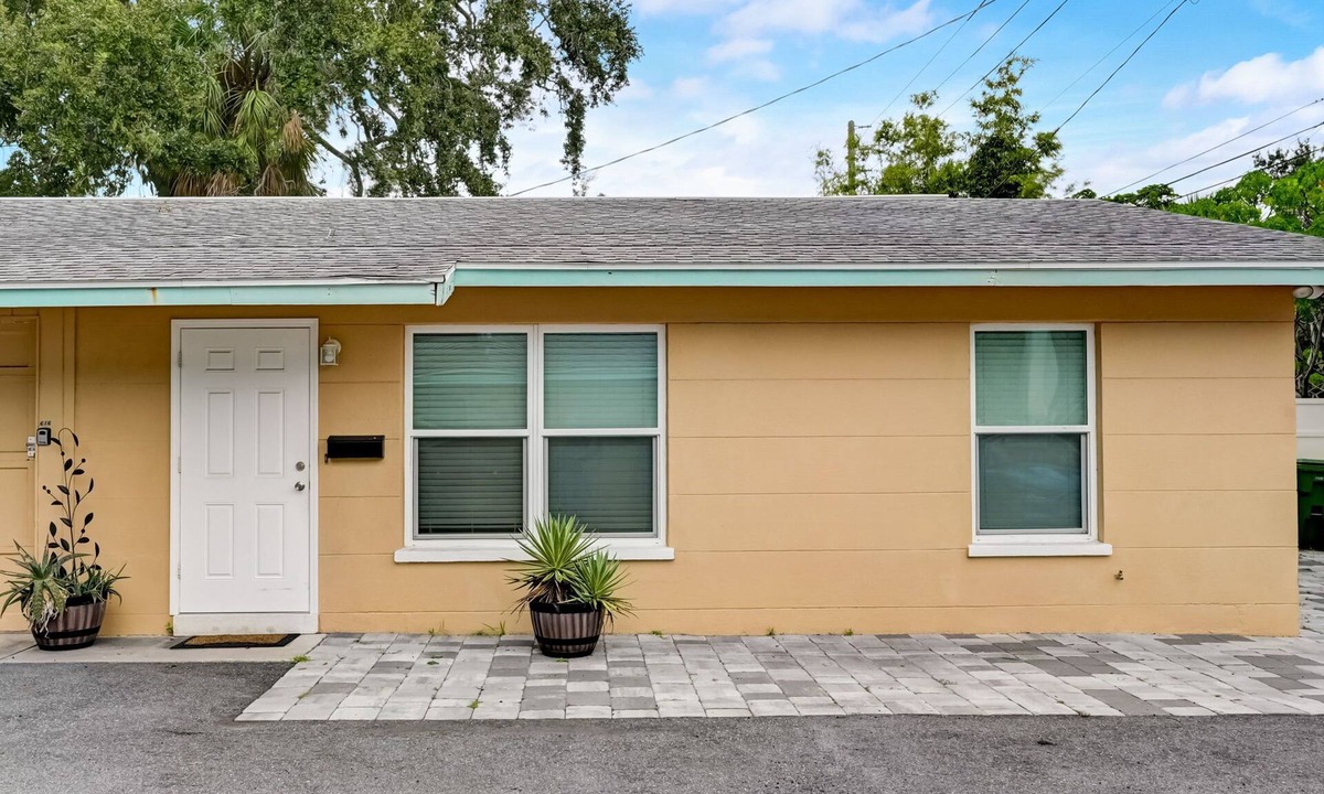Laurel Park House | Sarasota Downtown Apartment!
