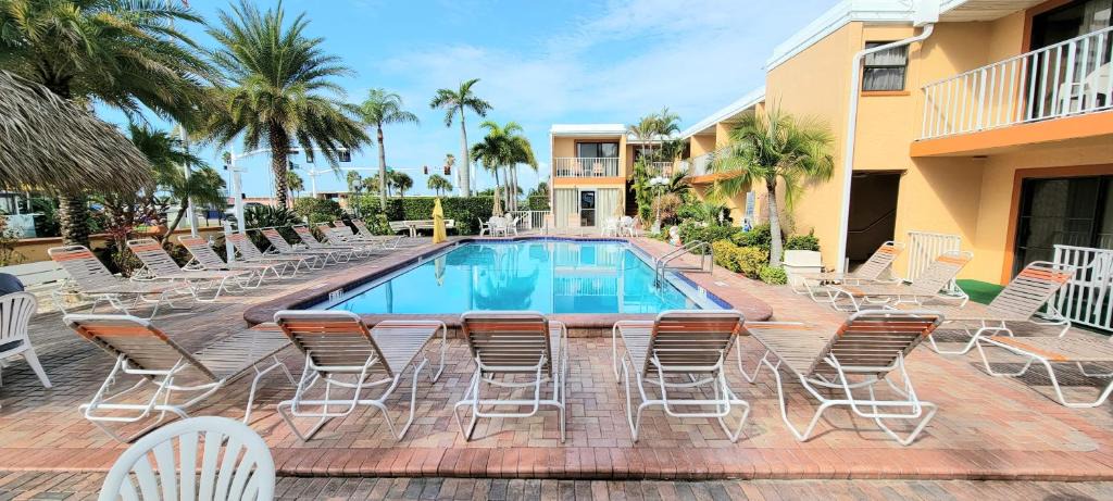 Treasure Island Hotel | Satellite Motel