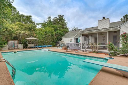 Aiken House | Screened Porch, Private Pool! Family Home in Aiken