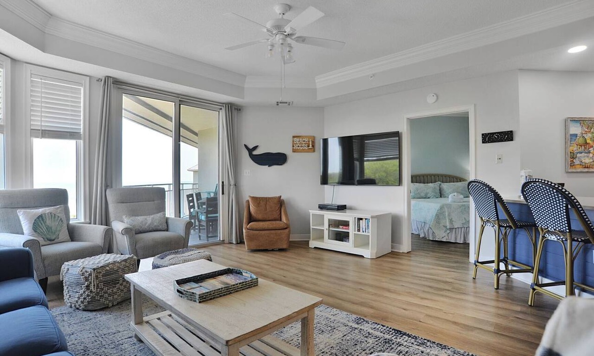 North Forest Beach Condo | Sea Crest 2509 - Beautiful 5th Floor Condo with Breathtaking Ocean Views!