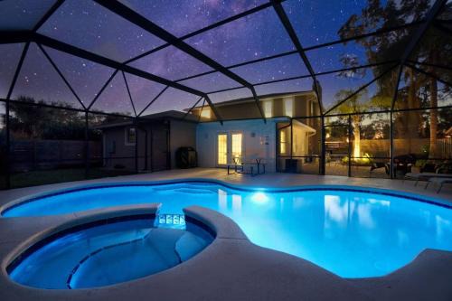 Jacksonville Beach House | Sea Grape Villa - Pool Ping Pong