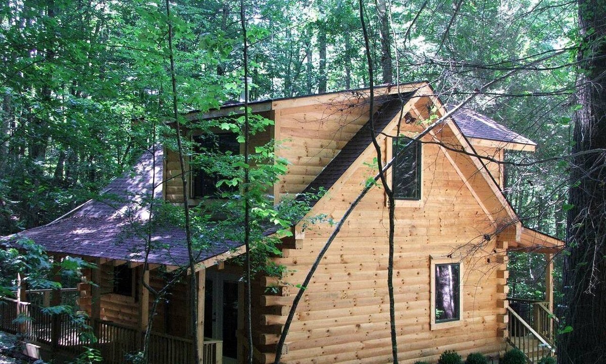 Robbinsville Cabin | Secluded Log Cabin Getaway near Nantahala National Forest and Cheoah, North Carolina
