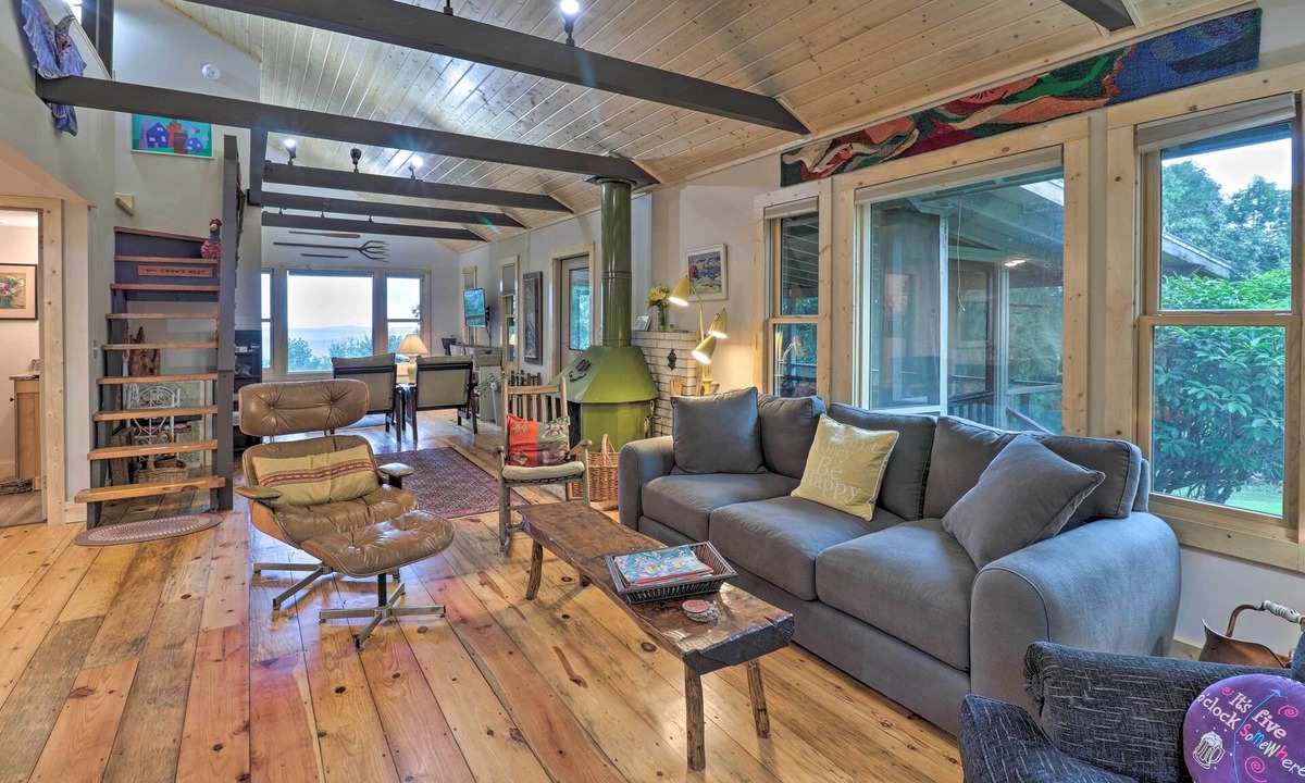 Brevard Cabin | Secluded Pisgah National Forest Retreat w/Views!