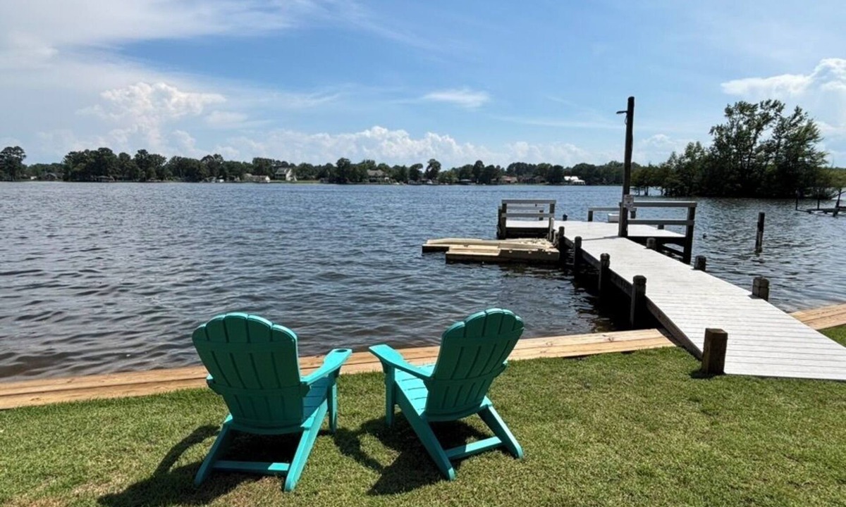 Summerton House | Serene Summerton, Family-friendly Lake Fun!