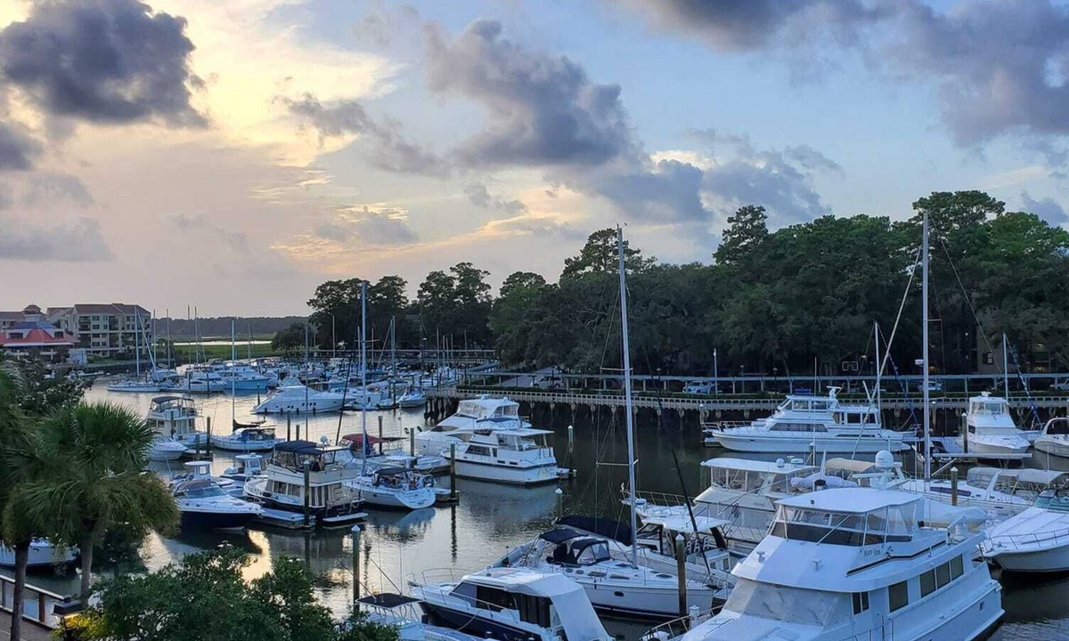 Shelter Cove Villa | Shelter Cove: Gorgeous Marina Views, Walkable Location, & Palmetto Dunes Access