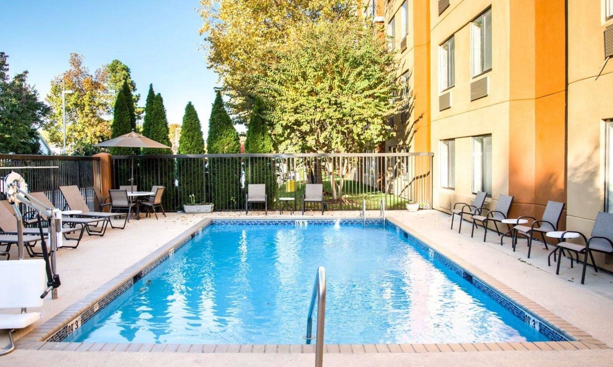 University Place Hotel | Sleep Inn Charlotte University Place
