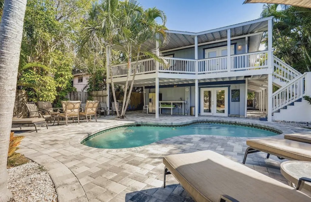 Anna Maria House | Southern Magnolia Retreat