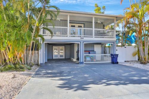 Anna Maria House | Southern Magnolia