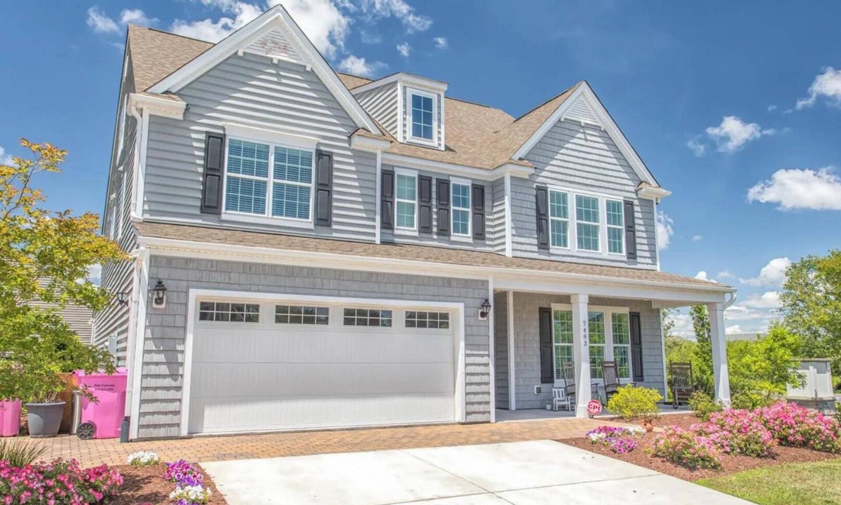 Murraysville House | Spacious 7-bedroom house with WiFi, fitness room in beautiful Wilmington