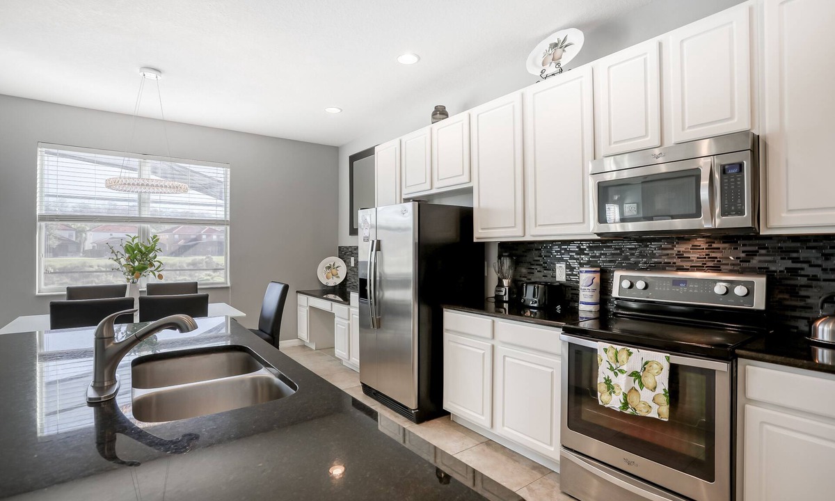 Bellavida House | Spacious home with private pool, hot tub, lanai & canal view