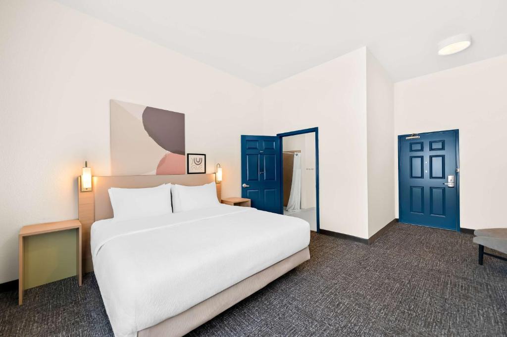 Longview Hotel | Spark By Hilton Longview