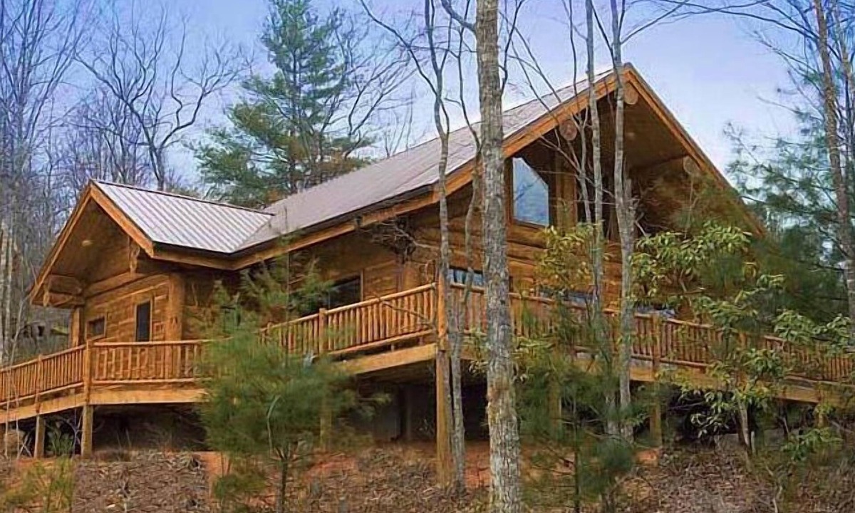 Almond Cabin | Stargazer - Free Train Tix + Modern-Rustic Cabin