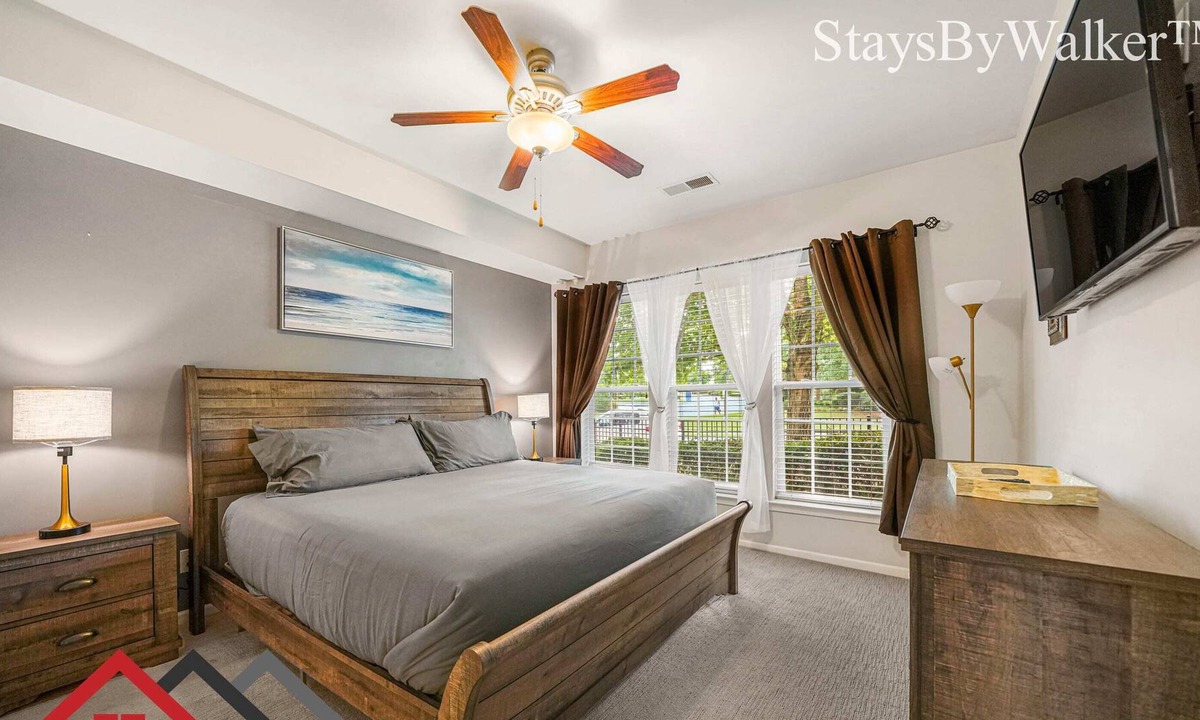 Ballantyne Condo | StaysByWalker 3BR in Ballantyne! King Bed + Patio