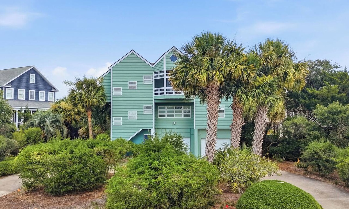 Debordieu Colony House | Steps from the ocean in Debordieu